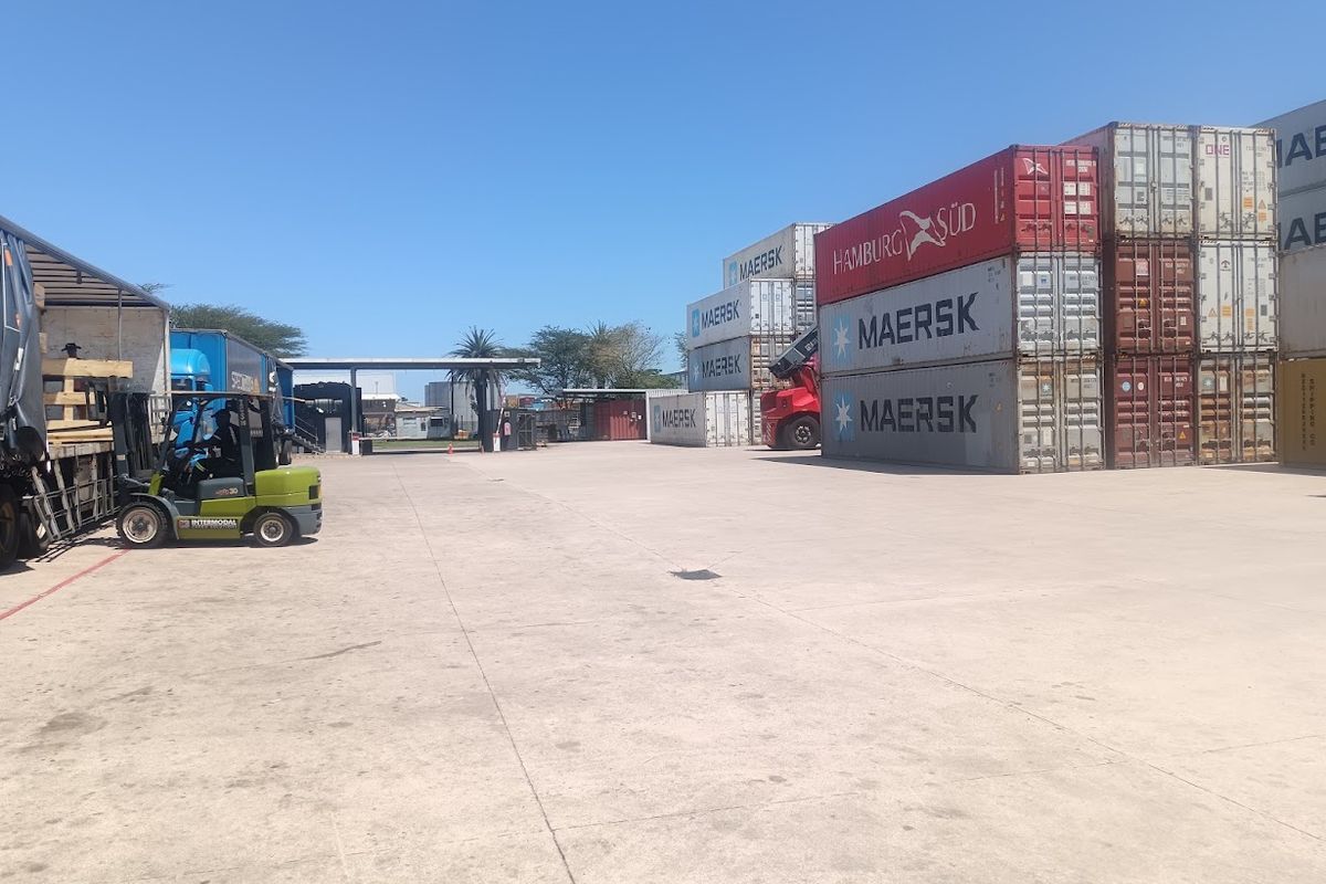 Stand-alone multi-purpose unit 19,256.00 m2 in Prospection for sale  or to let. - Photo 5