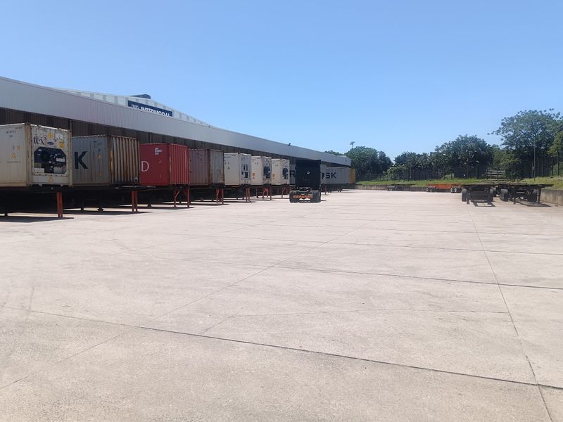 Stand-alone multi-purpose unit 19,256.00 m2 in Prospection for sale  or to let. - Photo 2