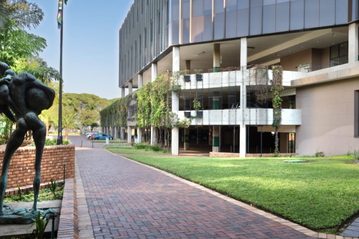 Kingsmead Commercial Property For Sale - Photo 3