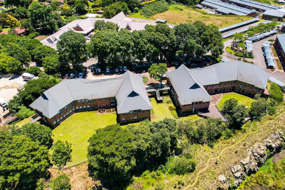 Prime Commercial Investment in Hilton – Secure Income & Strong Growth - Photo 3