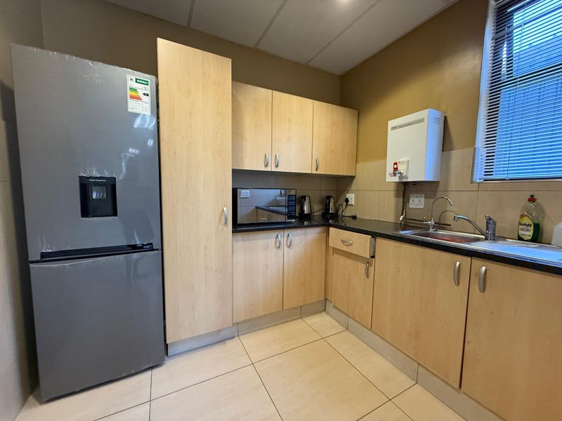 Prime Investment Opportunity – Fully Tenanted A-Grade Office Park in Rustenburg - Photo 8