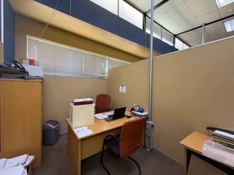 Prime Investment Opportunity – Fully Tenanted A-Grade Office Park in Rustenburg - Photo 6