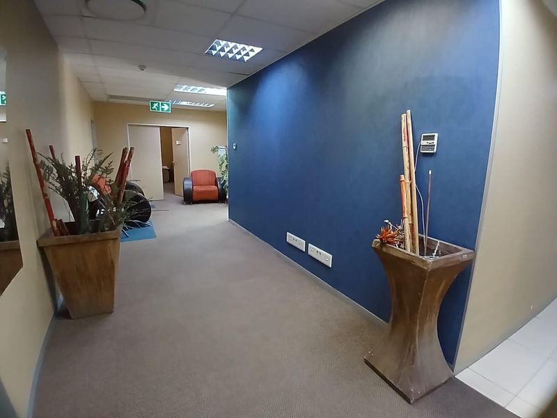 Prime Investment Opportunity – Fully Tenanted A-Grade Office Park in Rustenburg - Photo 4