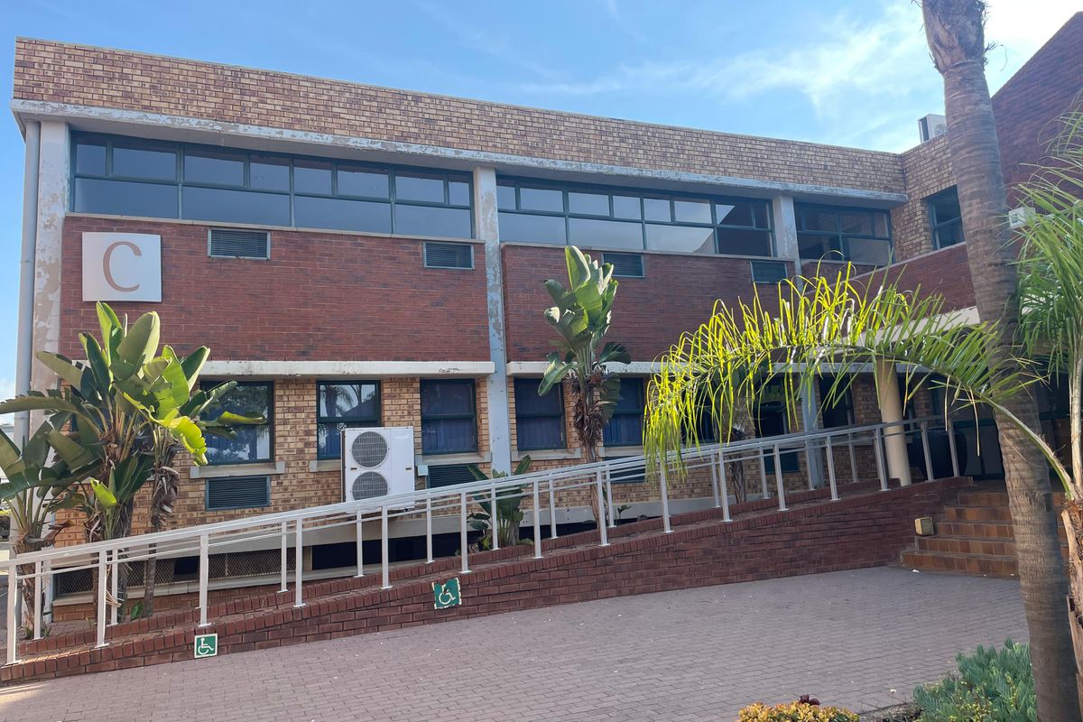 To Let: 1,230.09 m2 First Floor Office | Block C, 789 16th Road, Randjespark, Midrand - Photo 4