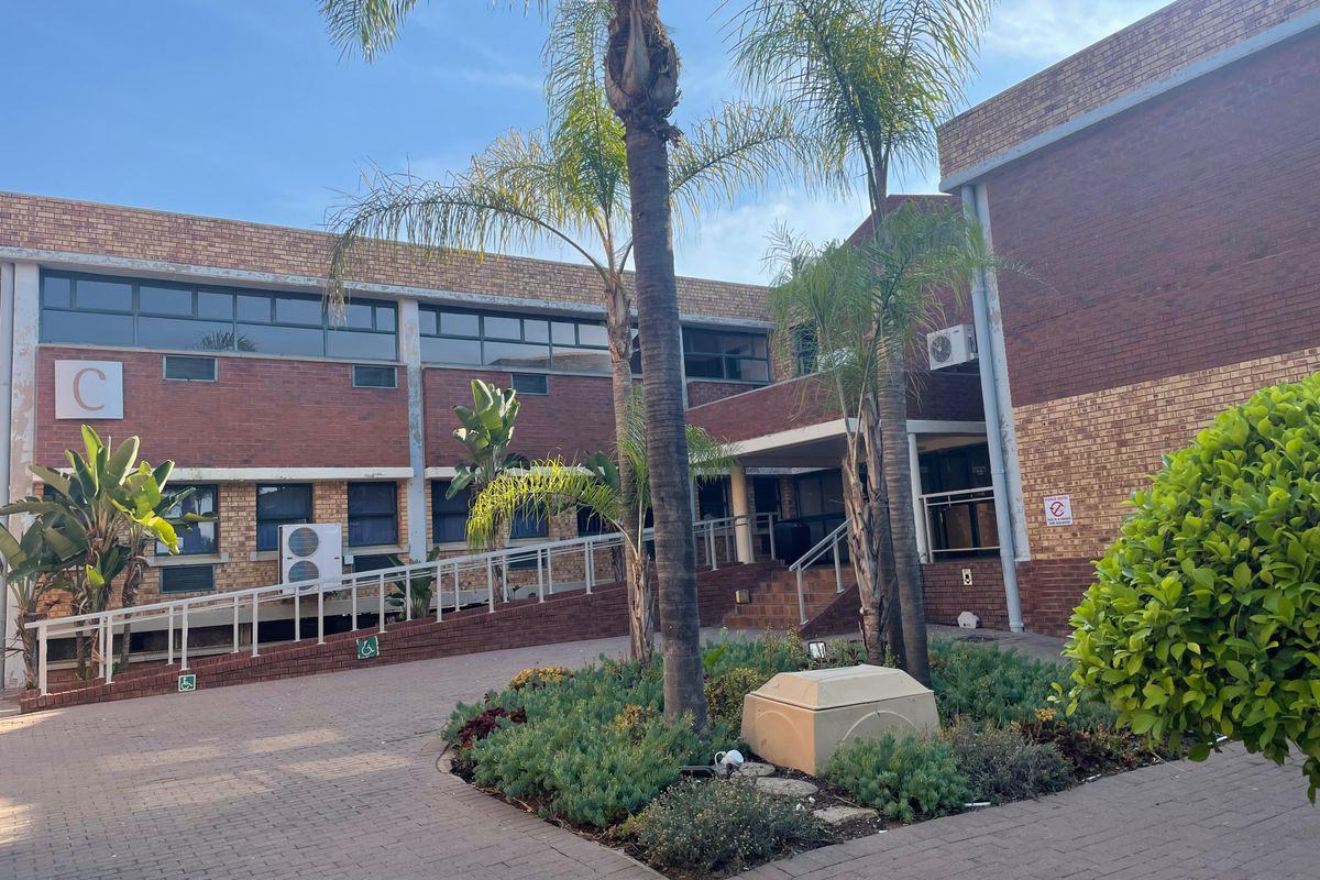 To Let: 514.1 m2 Ground Floor Office | Block C, 789 16th Road, Randjespark, Midrand - Photo 2