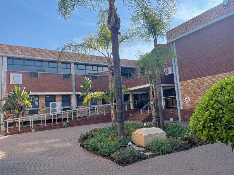 To Let: 686.90 m2 Office | Block C, Portion Ground Floor – 789 16th Road, Randjespark, Midrand - Photo 6