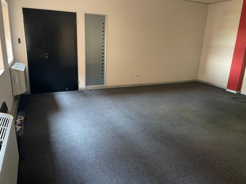 To Let: 686.90 m2 Office | Block C, Portion Ground Floor – 789 16th Road, Randjespark, Midrand - Photo 9