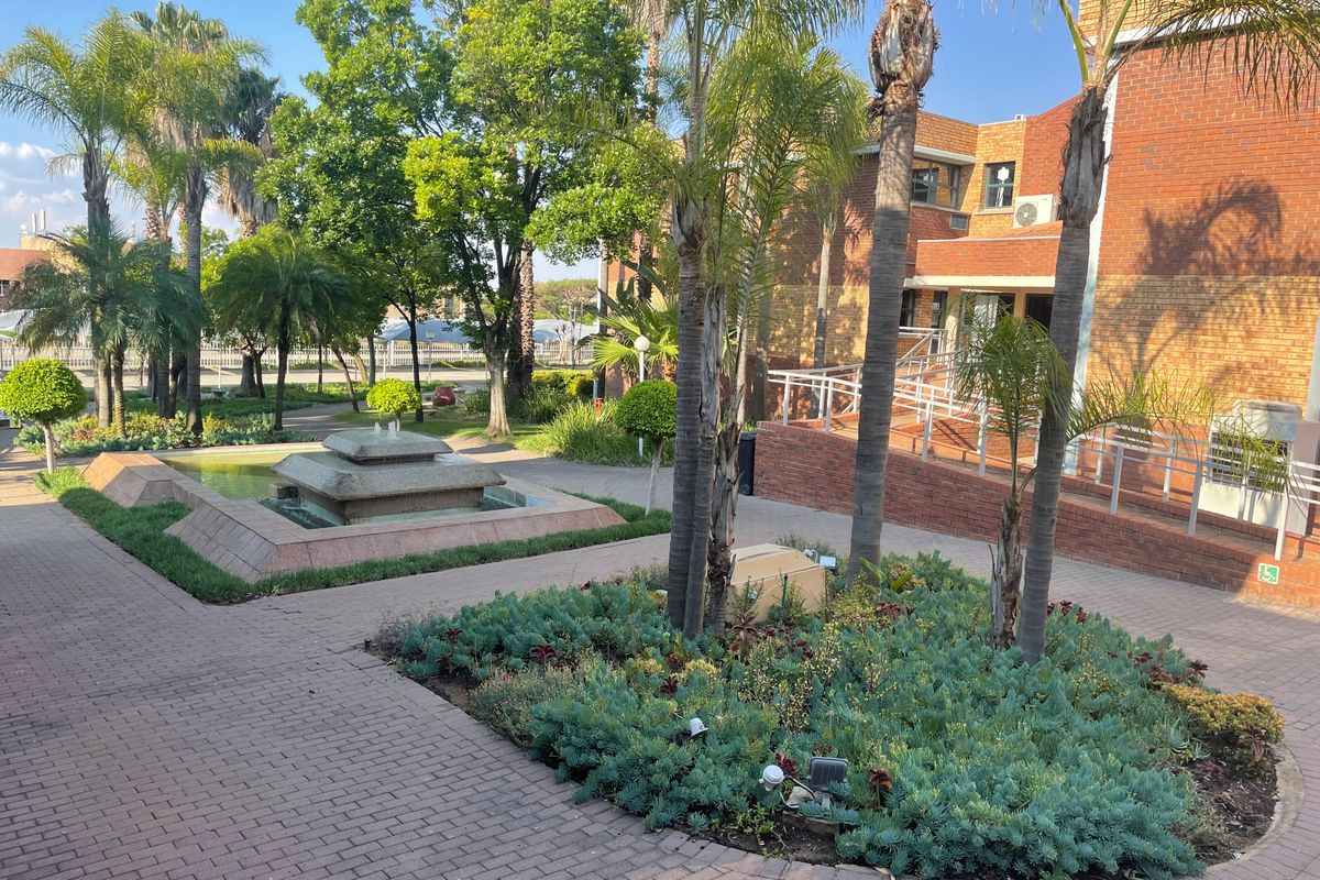 To Let: 686.90 m2 Office | Block C, Portion Ground Floor – 789 16th Road, Randjespark, Midrand - Photo 5