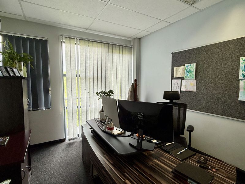 Secure Income-Generating Office Property | Victoria Country Club Estate - Photo 8