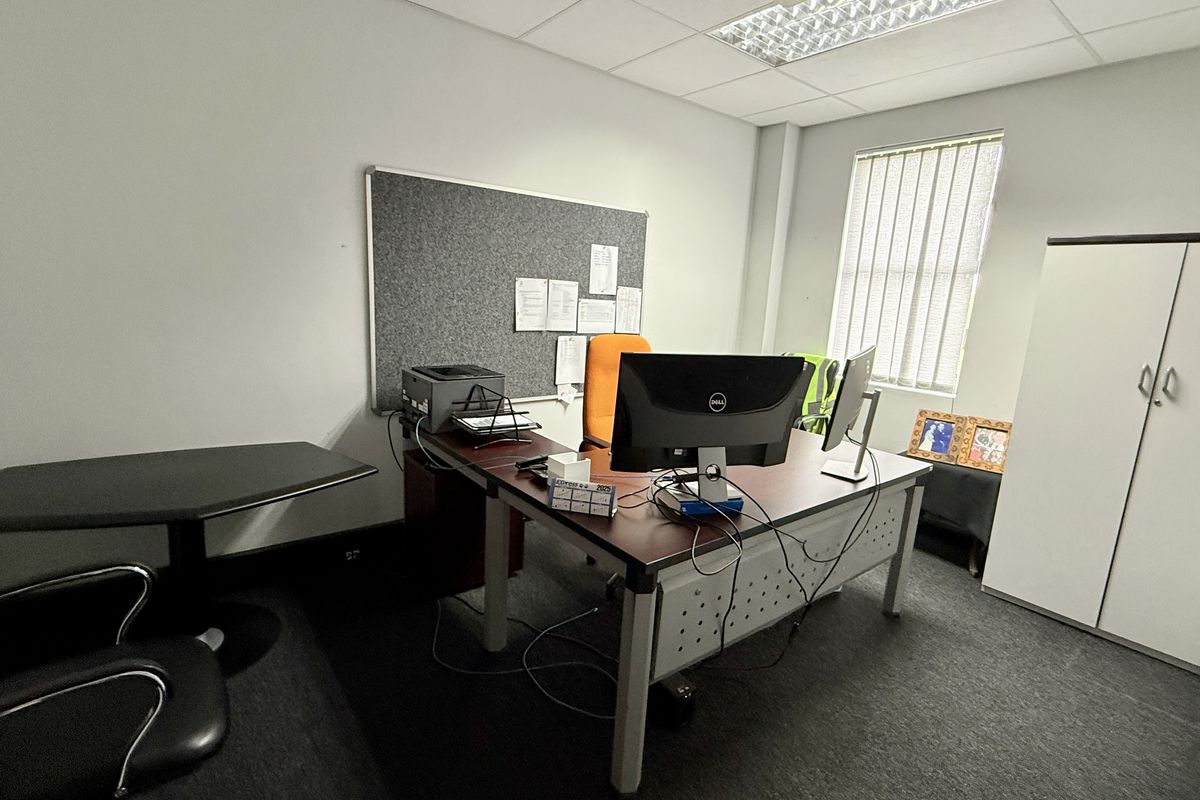 Secure Income-Generating Office Property | Victoria Country Club Estate - Photo 5