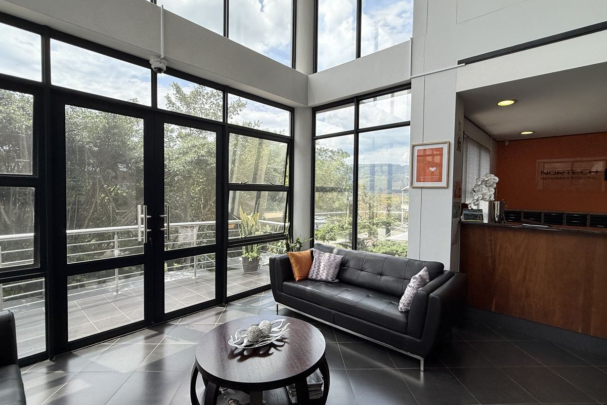 Secure Income-Generating Office Property | Victoria Country Club Estate - Photo 2