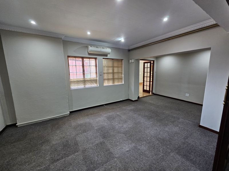 TO LET - OFFICE OR SALON SPACE CENTURION - Photo 4