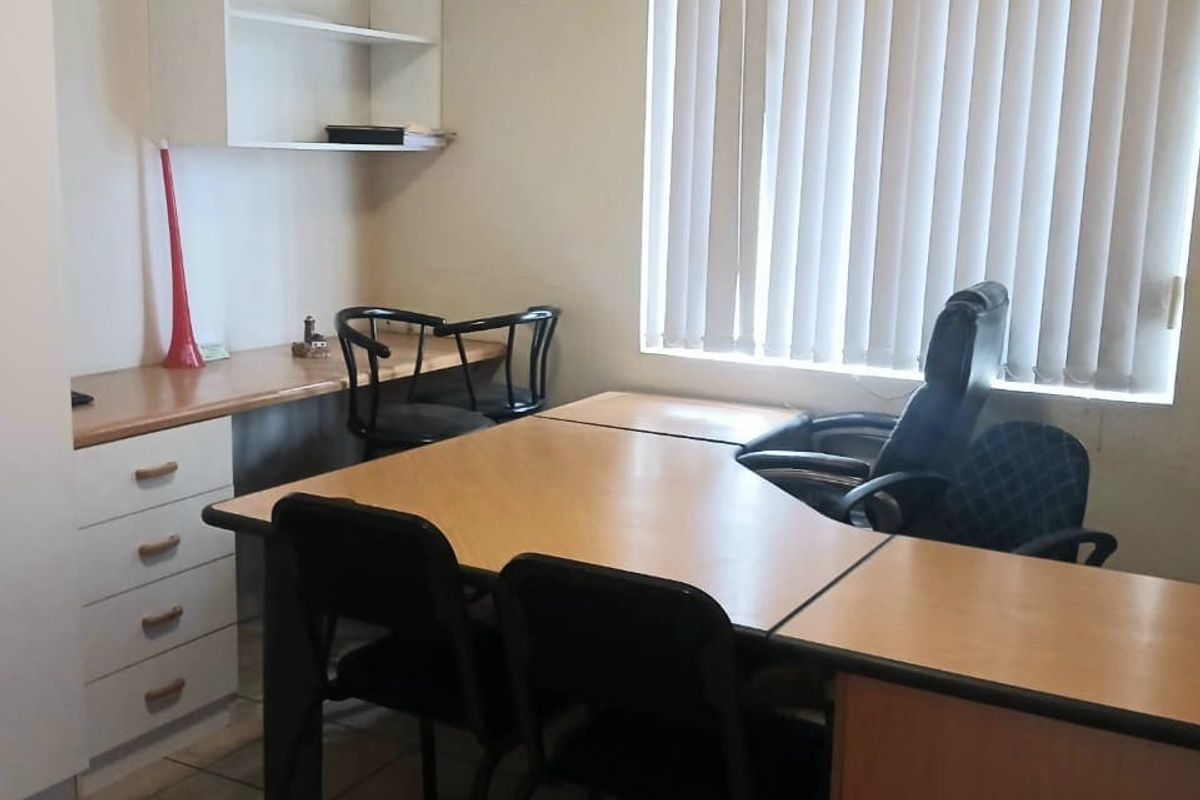 PRIME OFFICE SPACE IN SCOTTSVILLE - Photo 3