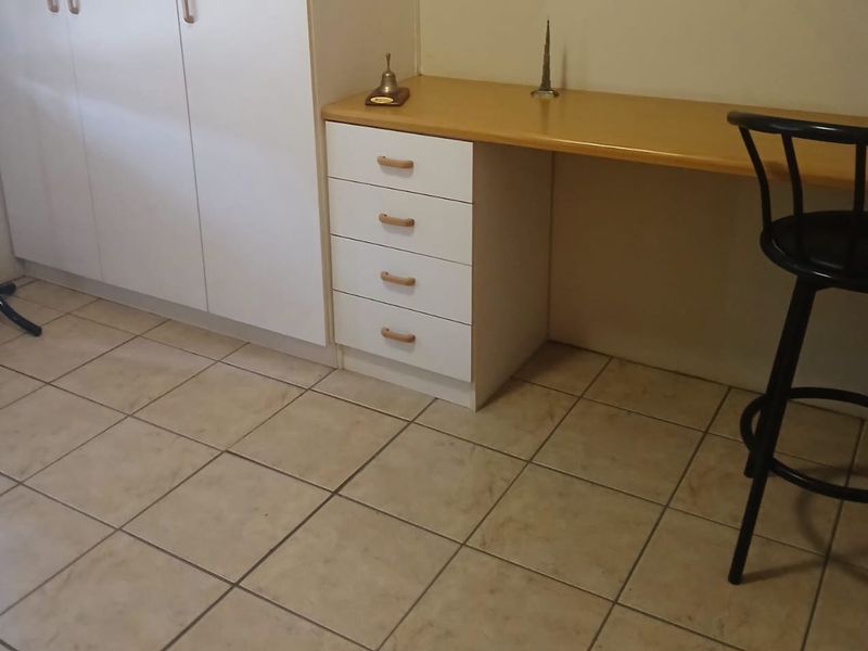 PRIME OFFICE SPACE IN SCOTTSVILLE - Photo 5