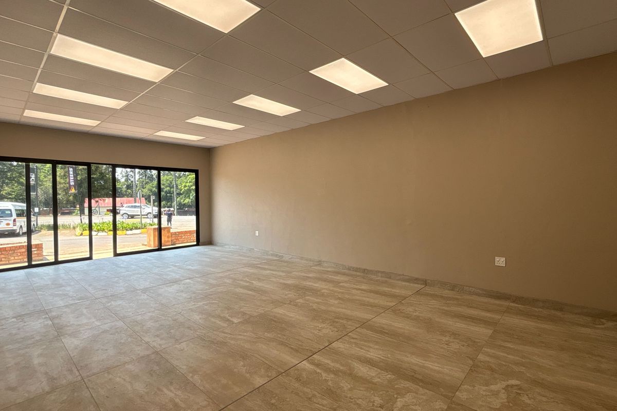 80 sqm Commercial Shop to Rent in Hilton Central - Photo 4