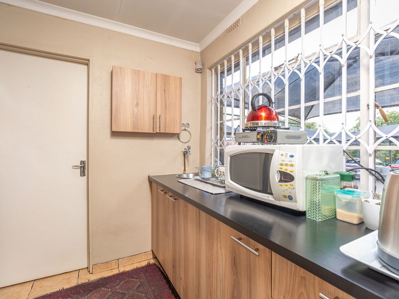 Prime Corner Commercial Property with Exceptional Exposure on Republic & Jan Smuts - Photo 6