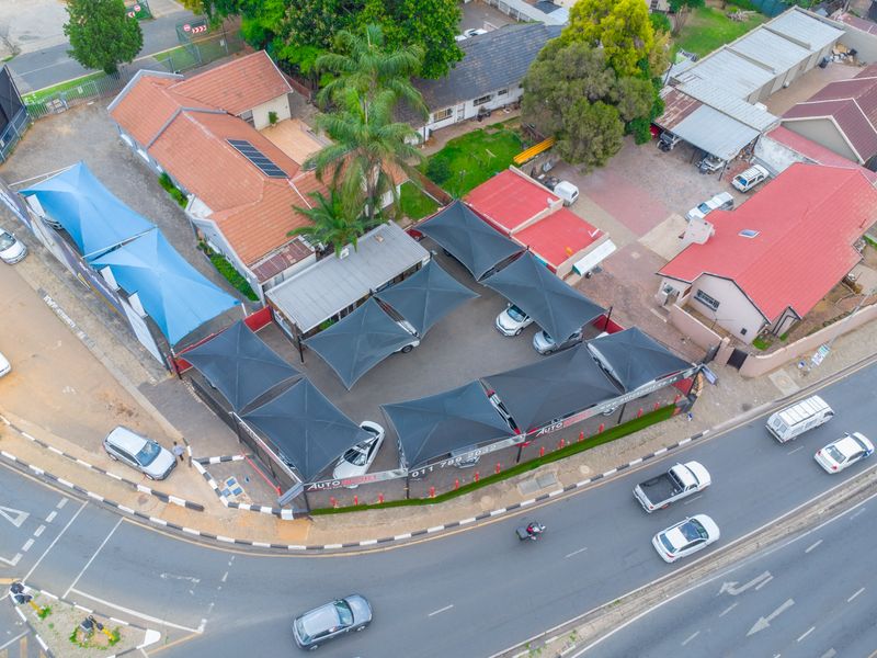 Prime Corner Commercial Property with Exceptional Exposure on Republic & Jan Smuts - Photo 4