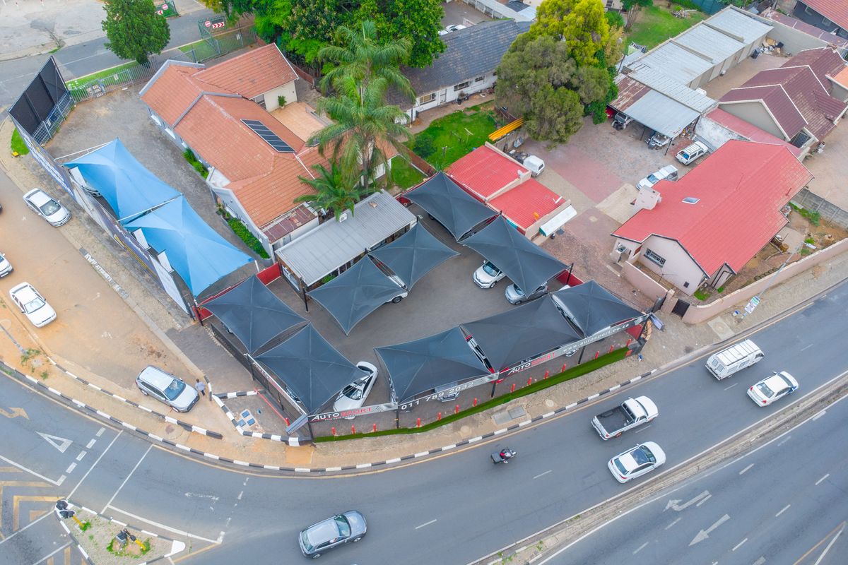 Prime Corner Commercial Property with Exceptional Exposure on Republic & Jan Smuts - Photo 4