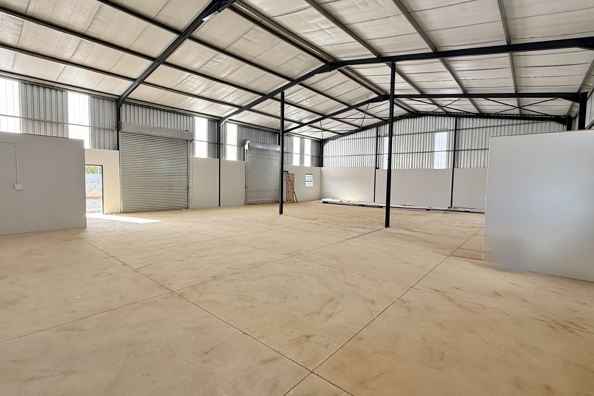 300 m2 Industrial Warehouse to Rent | Prime Location & Secure Facility - Photo 5