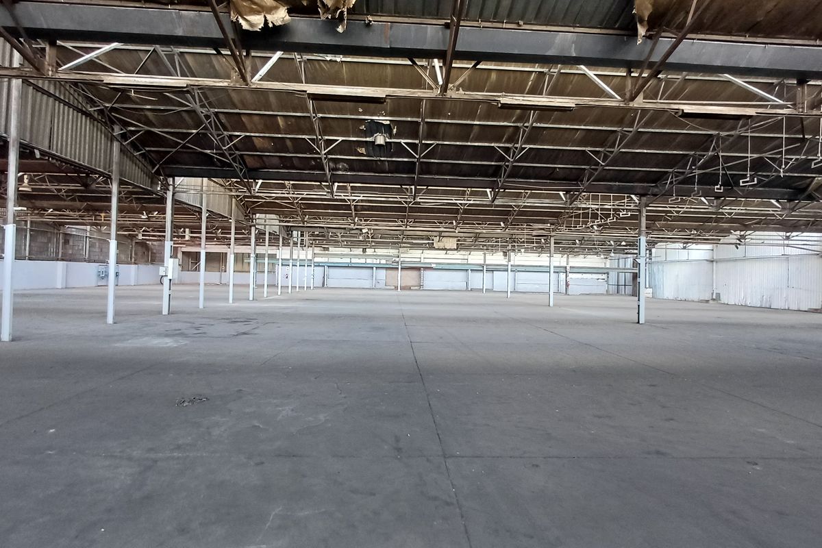 Industrial Property To Let in Henville, Germiston - Photo 2