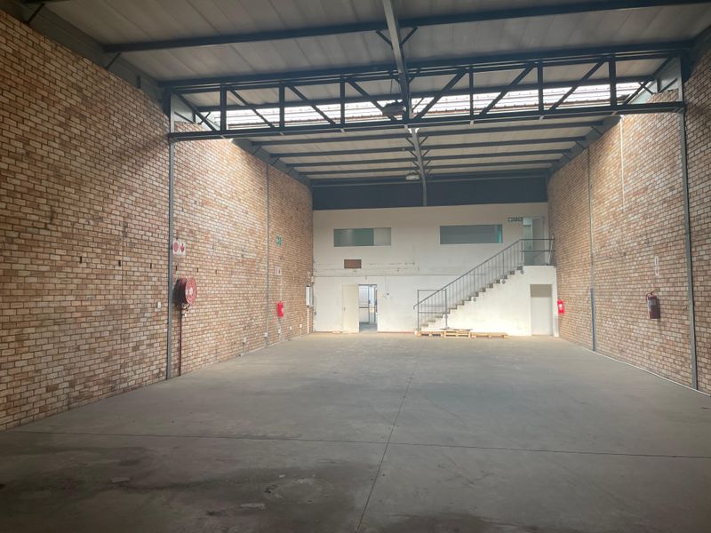 Grand Central, Warehouse Unit to Let, 368m2  - along New Road, Midrand - Photo 2
