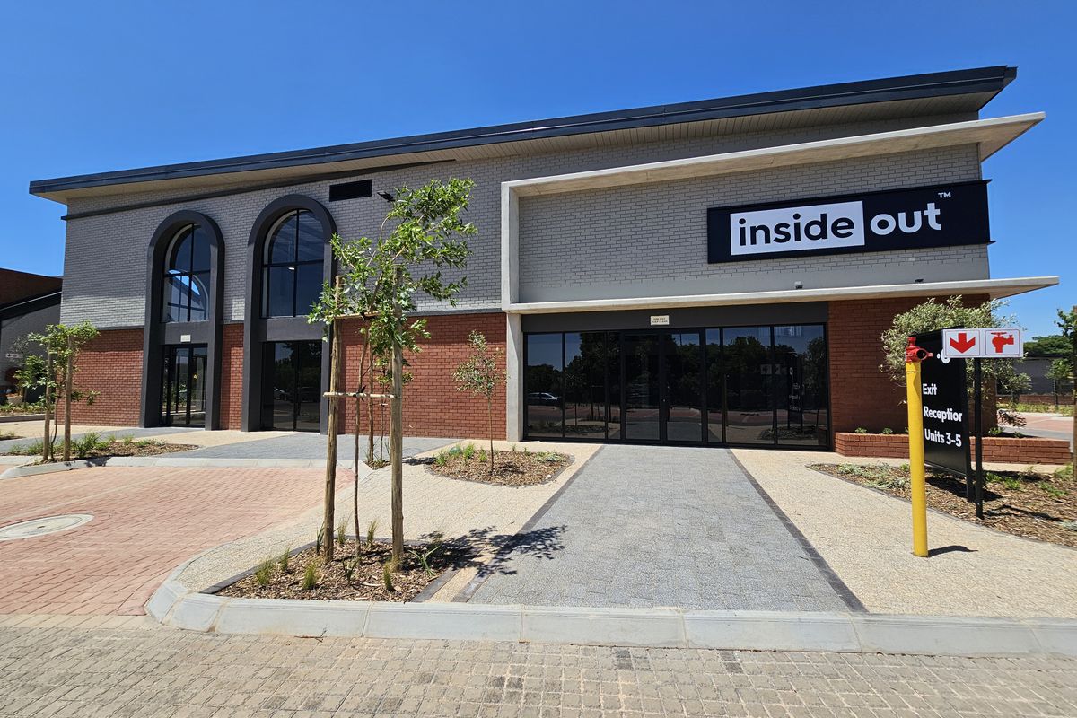 NEWLY DEVELOPED RETAIL/ SHOWROOM SPACE - CENTURION - Photo 5