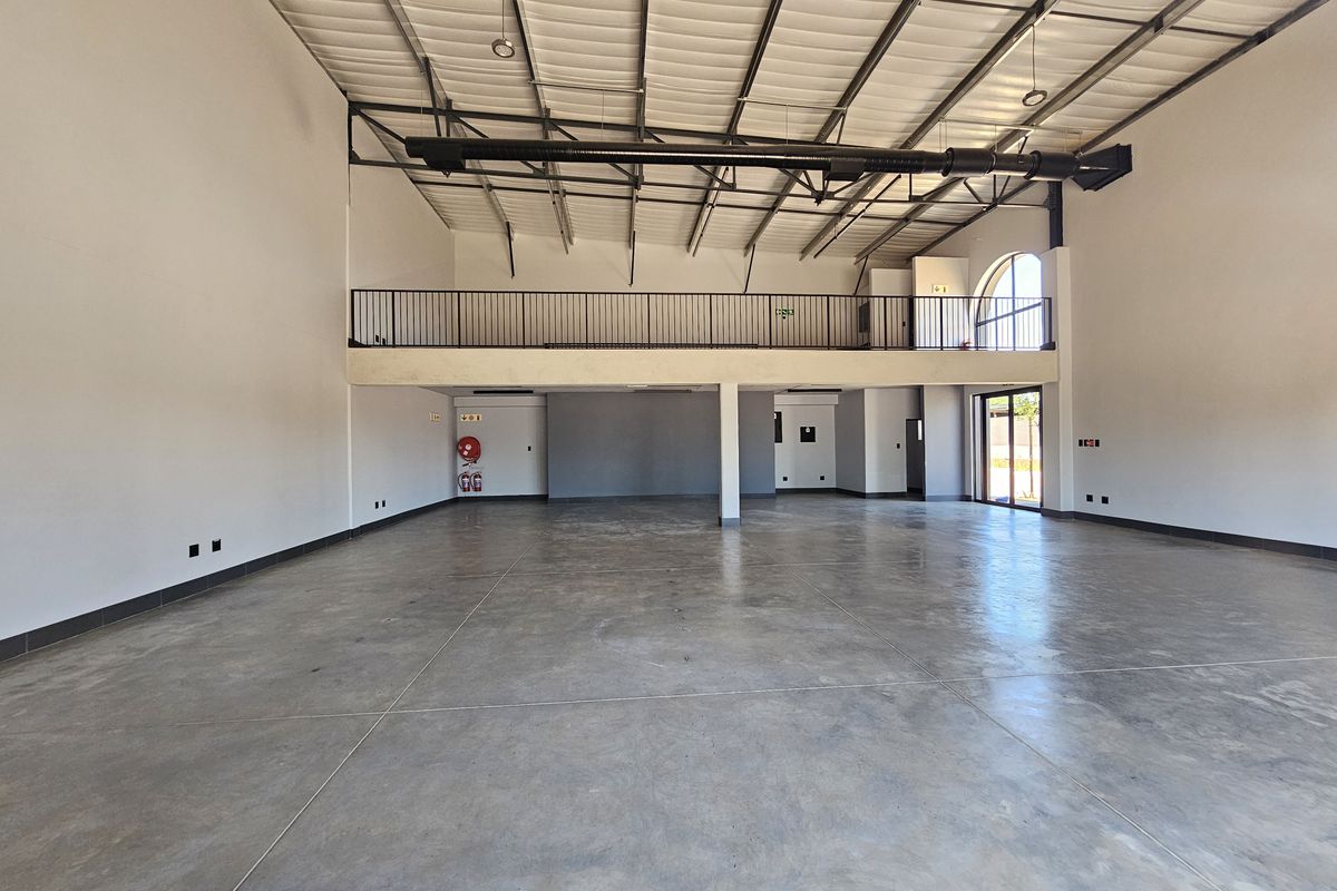 NEWLY DEVELOPED RETAIL/ SHOWROOM SPACE - CENTURION - Photo 2