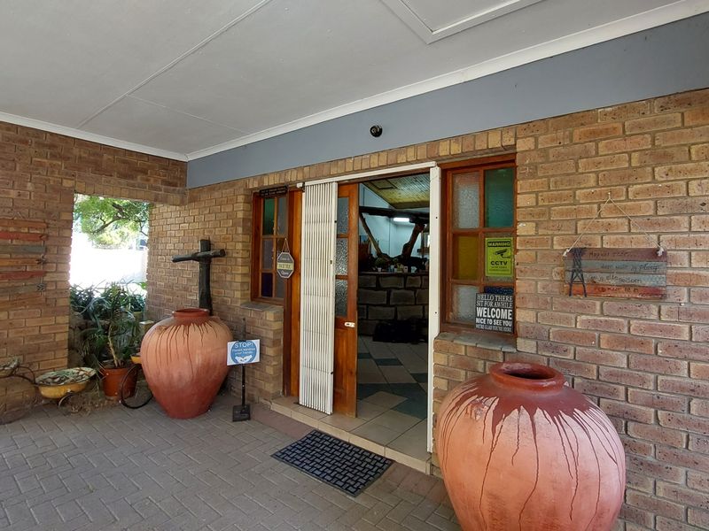 Bed & Breakfast on N11 - Photo 5