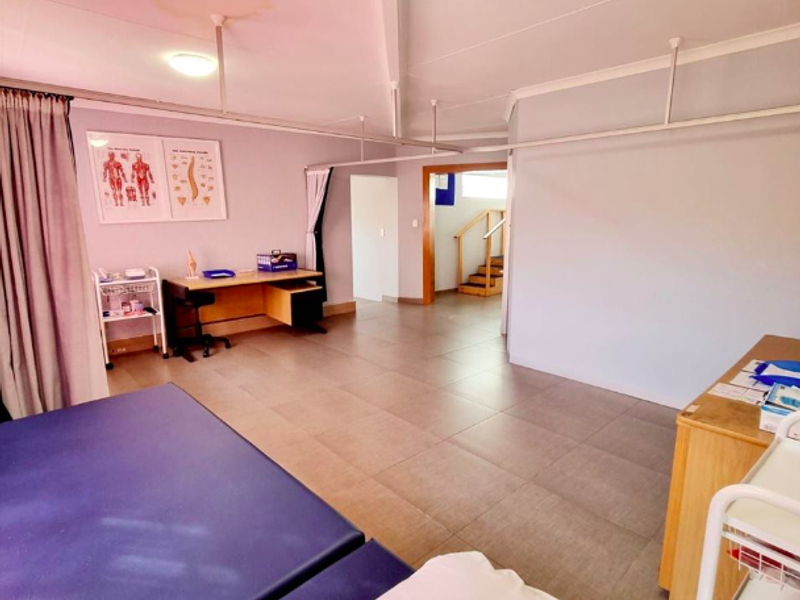 Prime Commercial Property for Sale in Benoni Central – Ideal for Medical or Professional Offices! - Photo 7