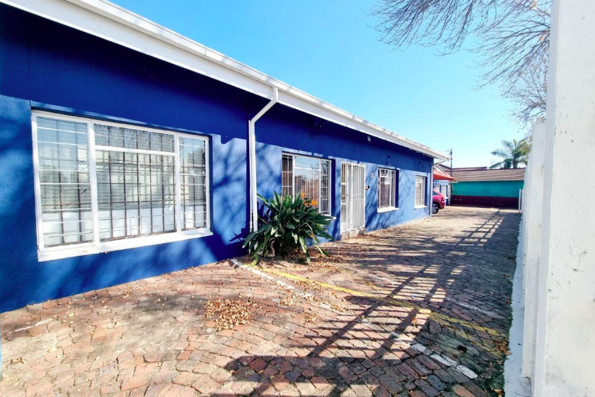 Prime Commercial Property for Sale in Benoni Central – Ideal for Medical or Professional Offices! - Photo 3