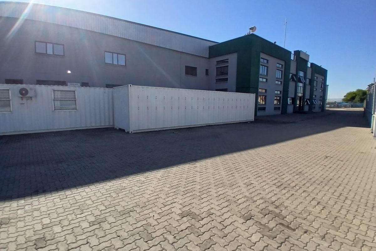 Strategic Industrial Location - Photo 3