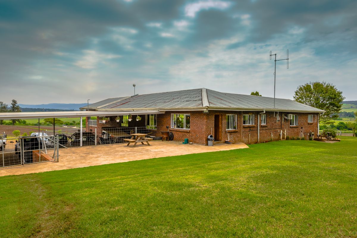 Exceptional 44.55 Hectare Irrigated Farmland with Homestead, Orchard & River Frontage - Photo 3