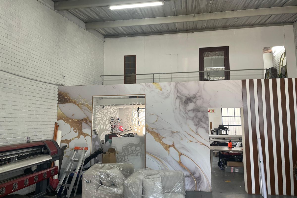 X3 - Warehouse Units of 125m2 each, with 3 Phase Power - Photo 4