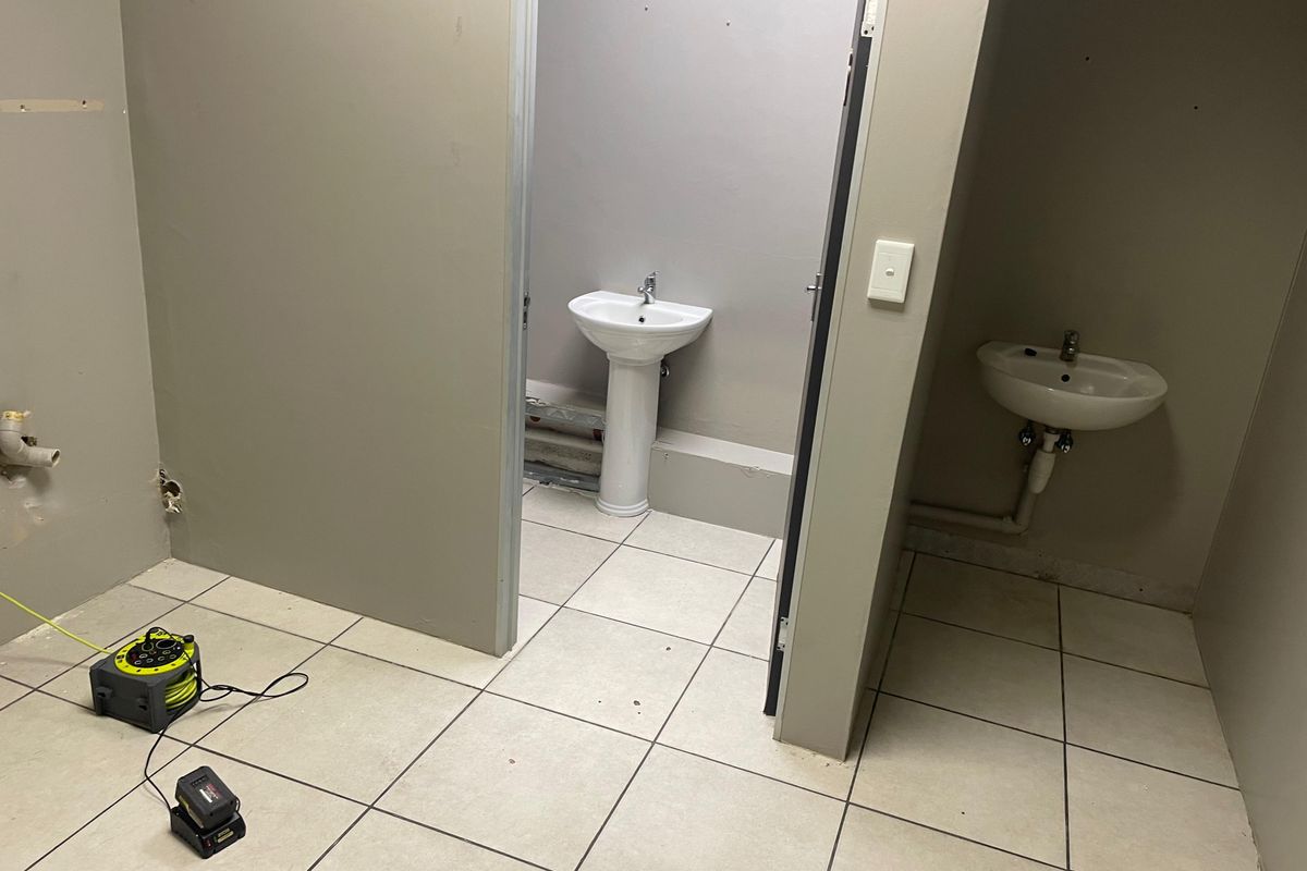 66 m2 Shop/ Medical Suite To Let – Kyalami on Main Shopping Centre - Photo 4