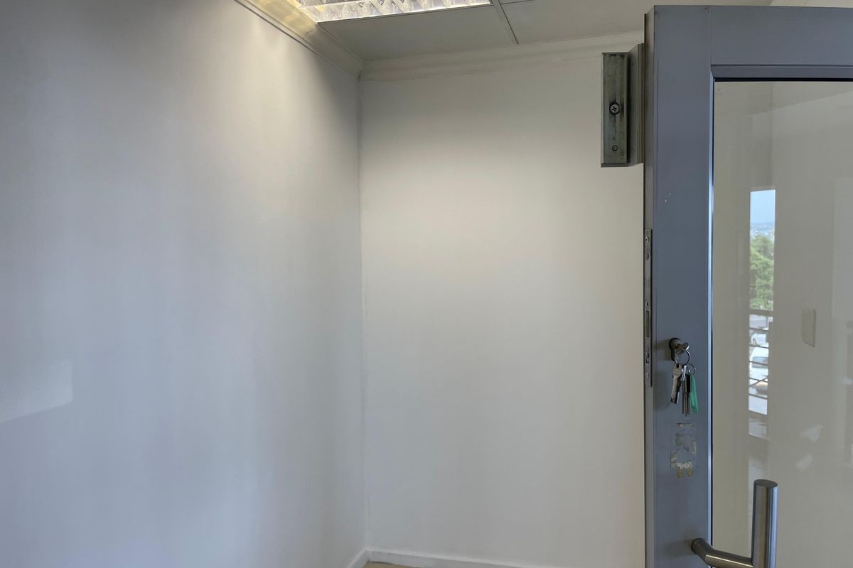 65 m2 Retail Shop / Medical Suite To Let – Kyalami on Main Shopping Centre - Photo 4