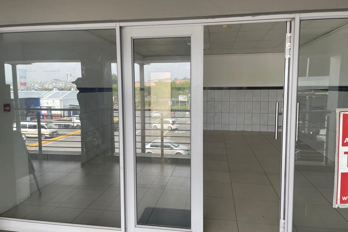 147 m2 Commercial / Retail Space To Let – Kyalami on Main Shopping Centre - Photo 3