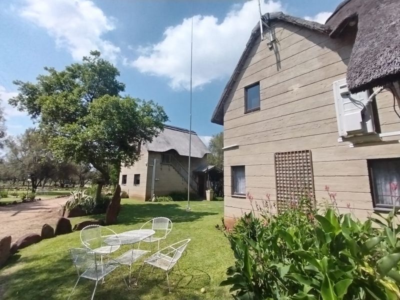 Magnificent 680ha Private Game Farm & Guest Lodge – Between Rustenburg & Koster - Photo 6