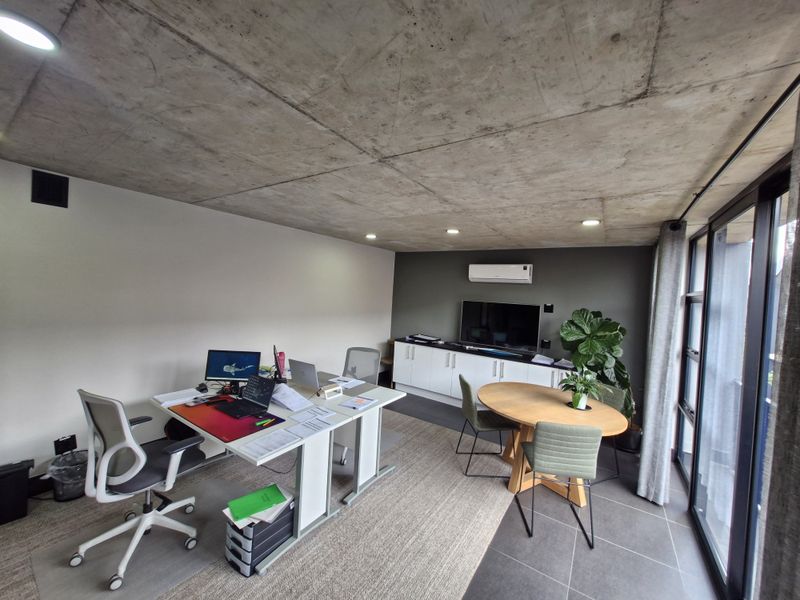 Beautiful office space available in the heart of Rooihuiskraal north - Photo 9