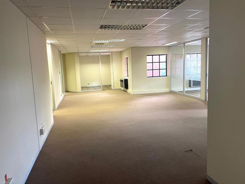 512.40 Sqm Office Space To Let at Peter Place Office Park - Photo 7