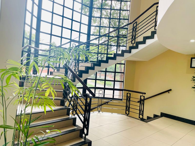 512.40 Sqm Office Space To Let at Peter Place Office Park - Photo 3