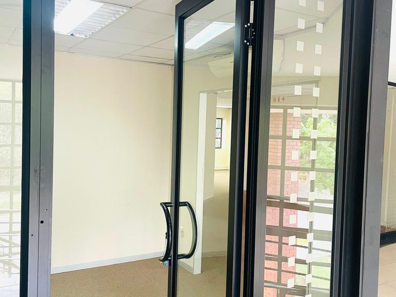 512.40 Sqm Office Space To Let at Peter Place Office Park - Photo 4