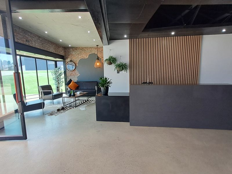 Industrial property for sale with immediate use facilities - Photo 6