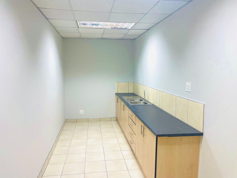 370.64 Sqm Ground Floor Office To Let at Peter Place - Photo 10