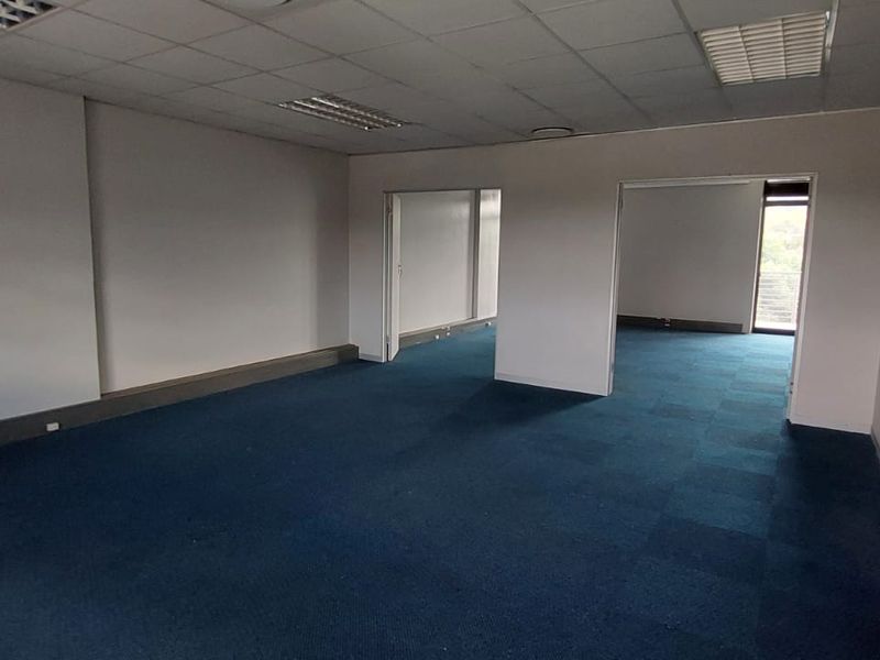 Office to Let in Waterkloof - Photo 9