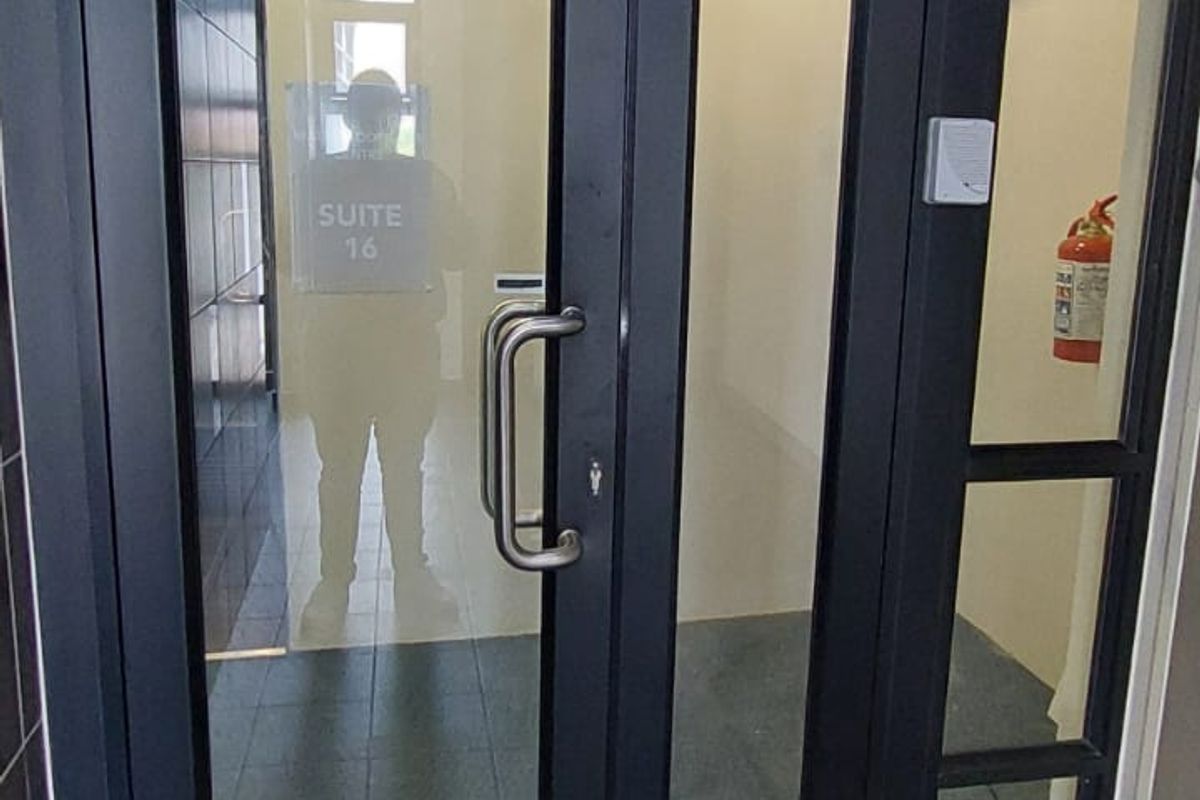 Office to Let in Waterkloof - Photo 3