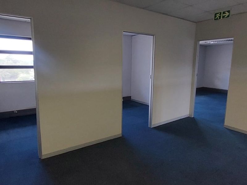 Office to Let in Waterkloof - Photo 6