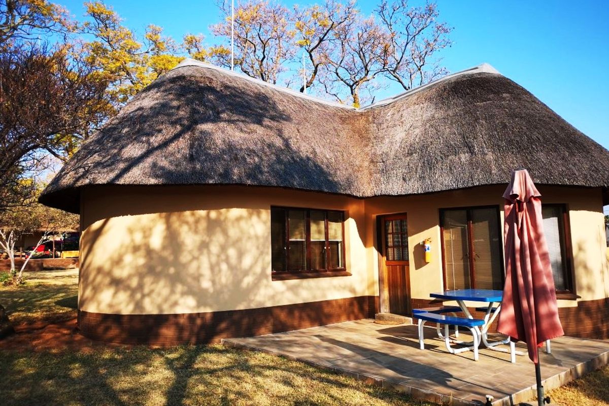 🌿 Stunning Bushveld Resort for Sale – Prime Hospitality Investment in Rooiberg - Photo 4