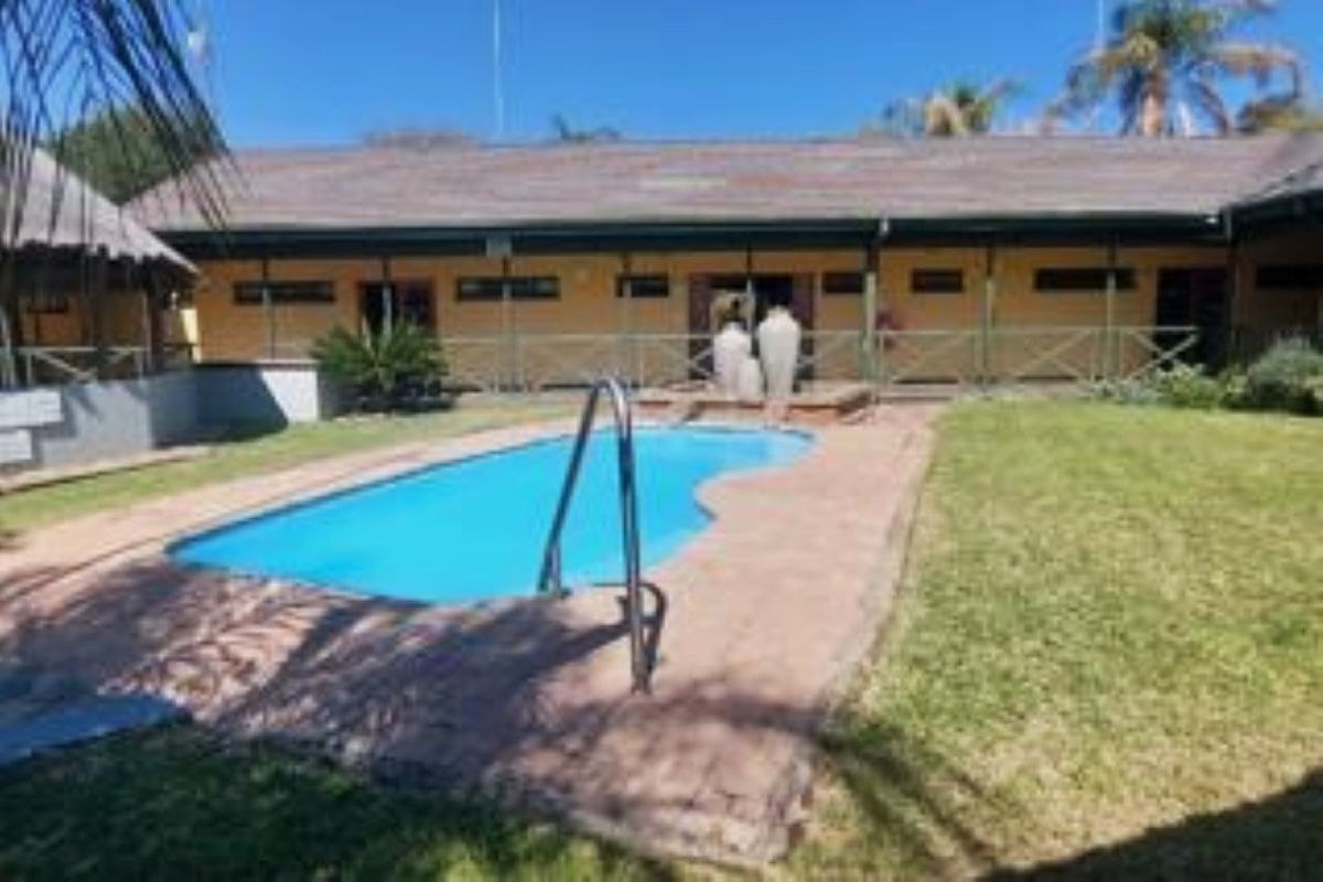 🌿 Stunning Bushveld Resort for Sale – Prime Hospitality Investment in Rooiberg - Photo 3