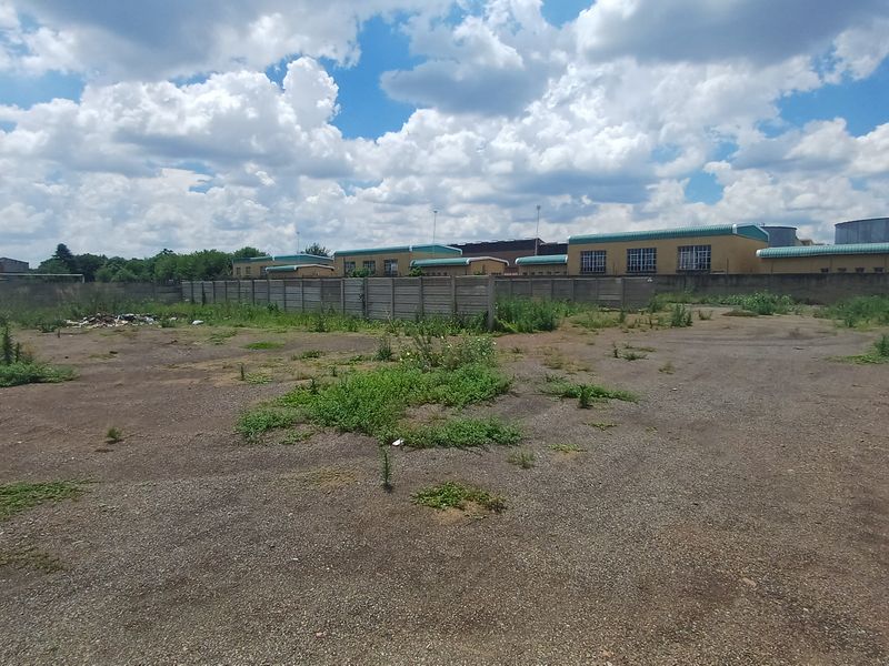 Industrial Yard Space To Let – Duncanville, Vereeniging - Photo 4