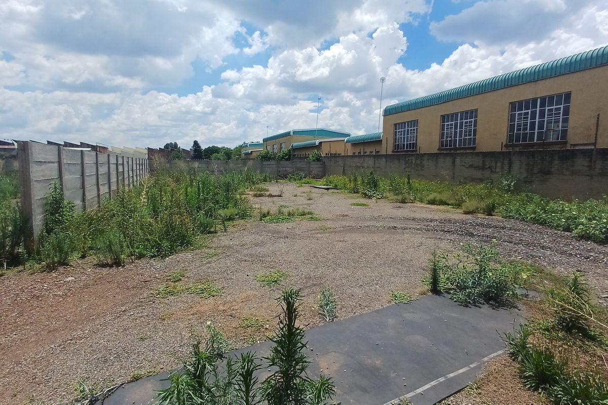 Industrial Yard Space To Let – Duncanville, Vereeniging - Photo 3